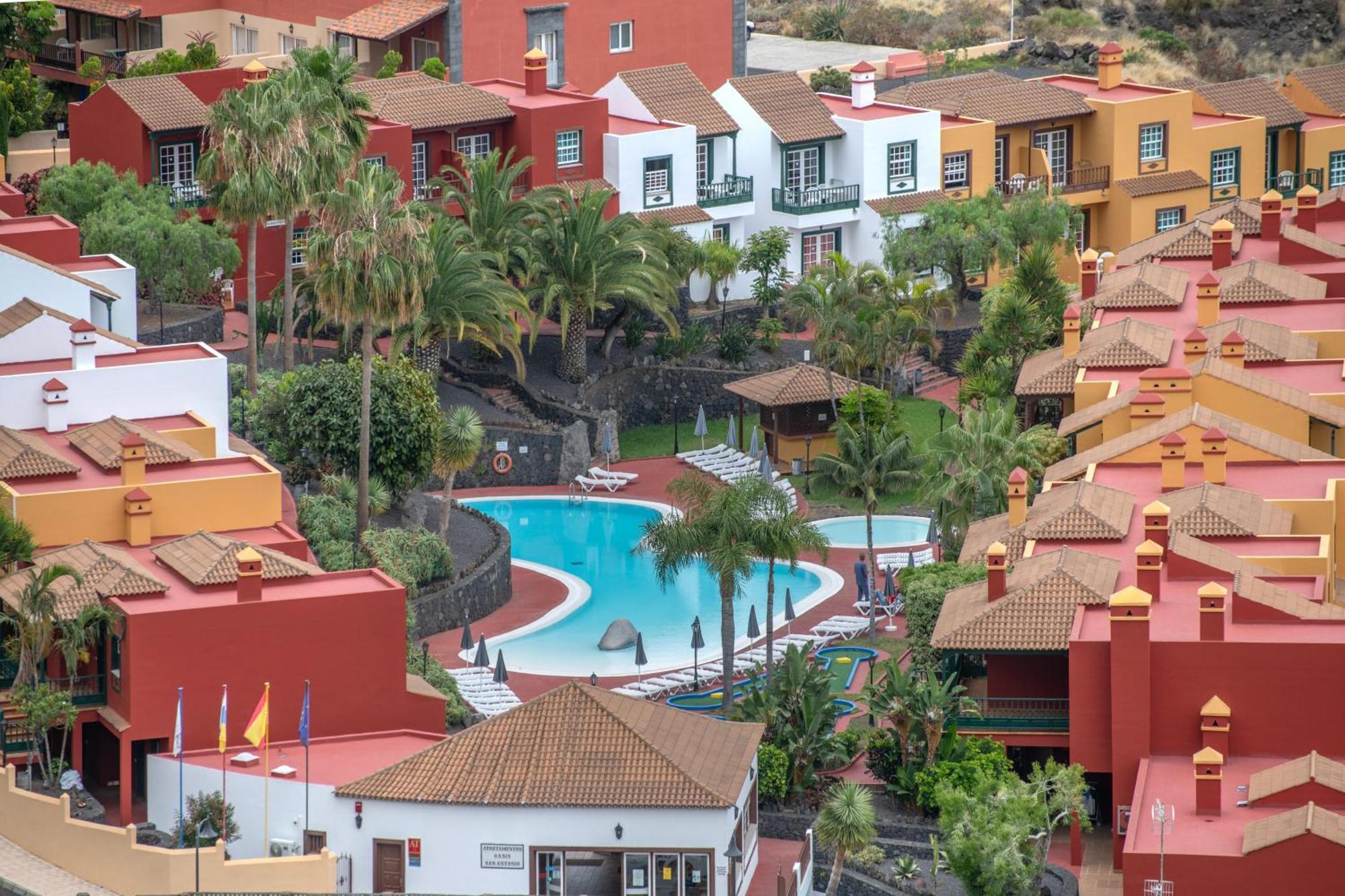 Apartamentos Oasis San Antonio Los Cancajos Bagian luar foto