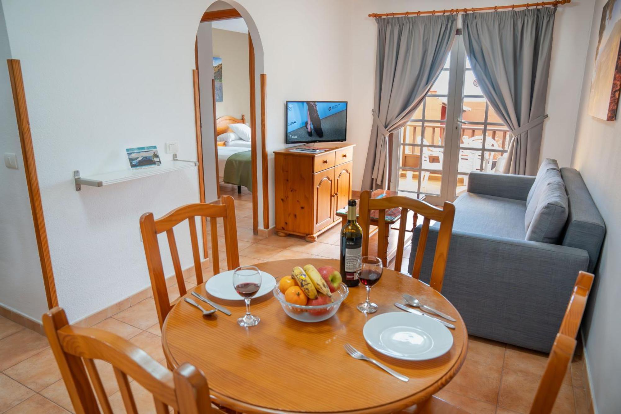 Apartamentos Oasis San Antonio Los Cancajos Bagian luar foto